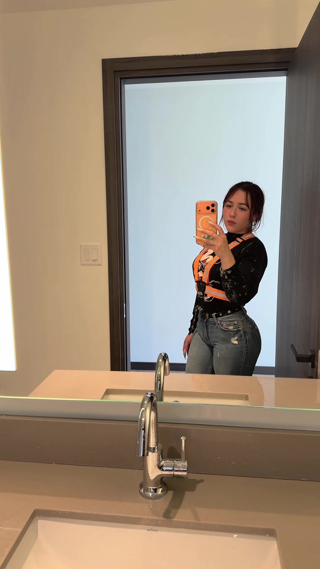 @Lisbeth.R