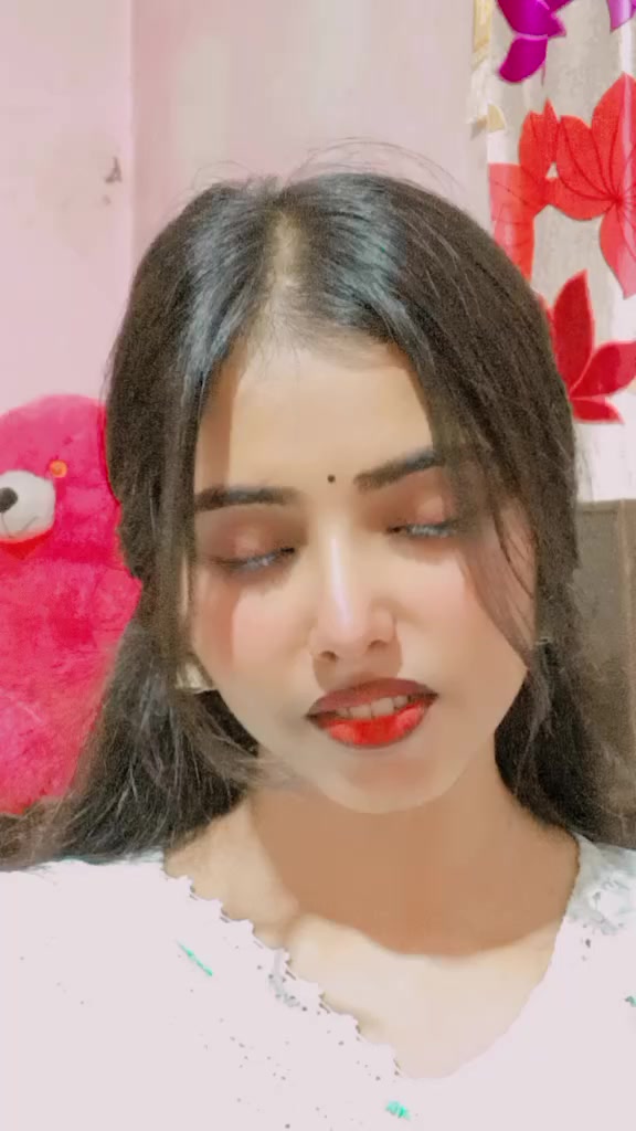 @rakhi thakur🌸🕊️