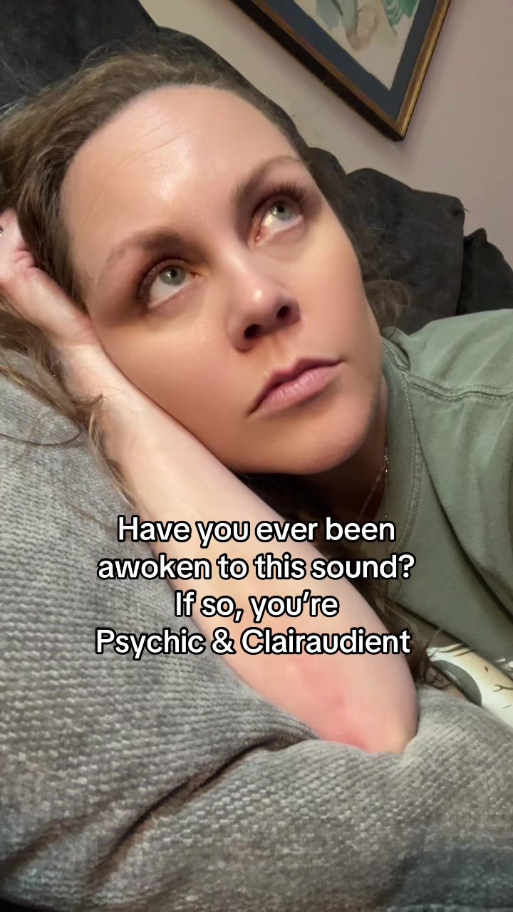 @🔮🧿 Christina 🧿🔮