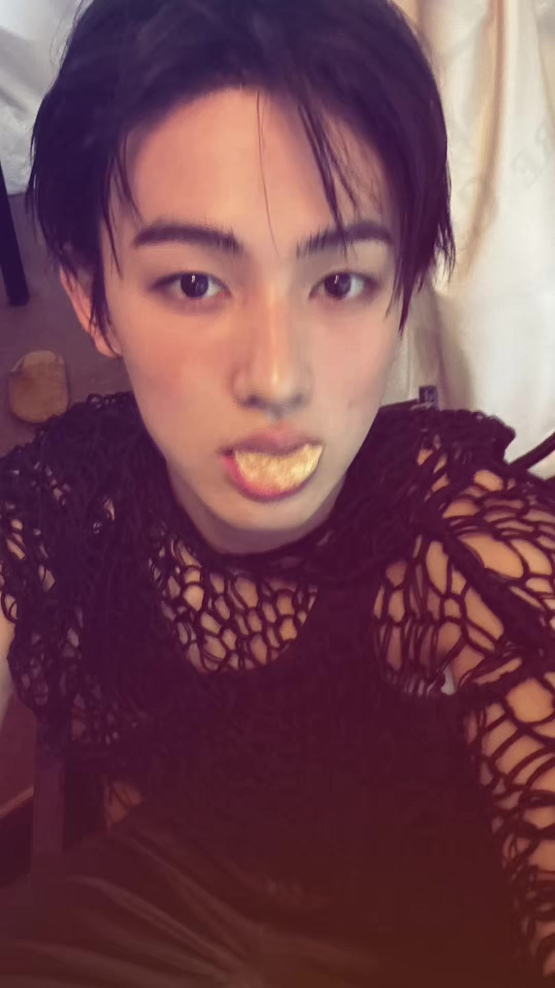 @🦊