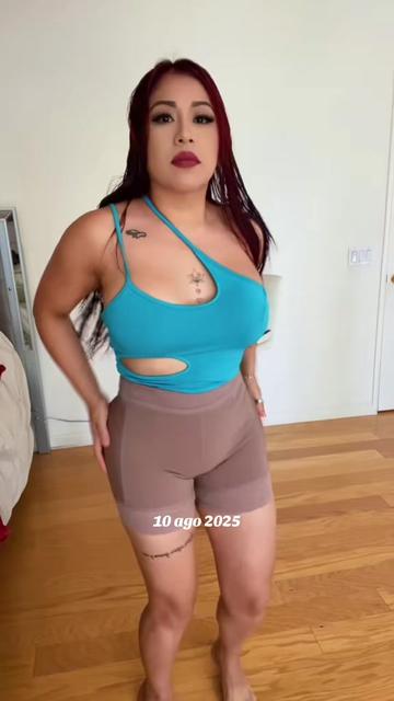 @Curvas Divinas