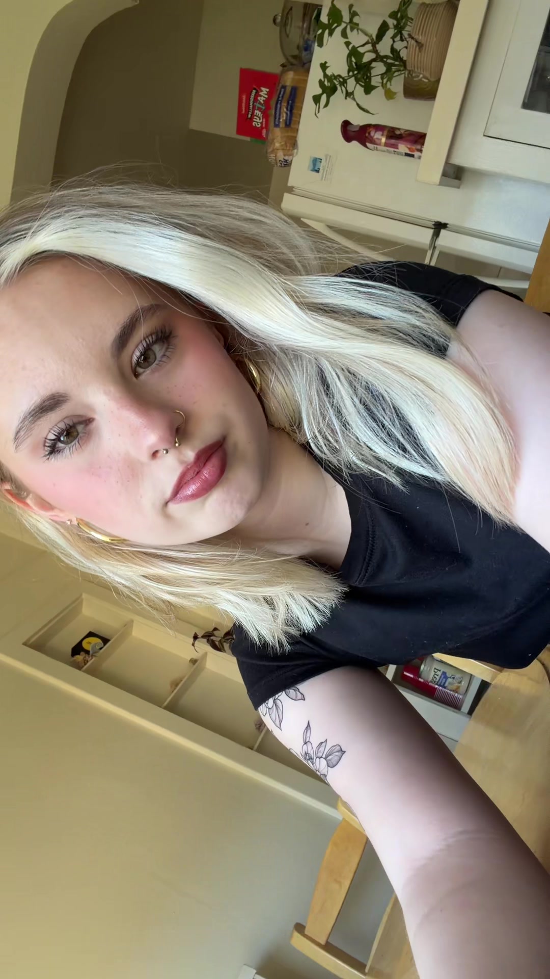 @kayelee