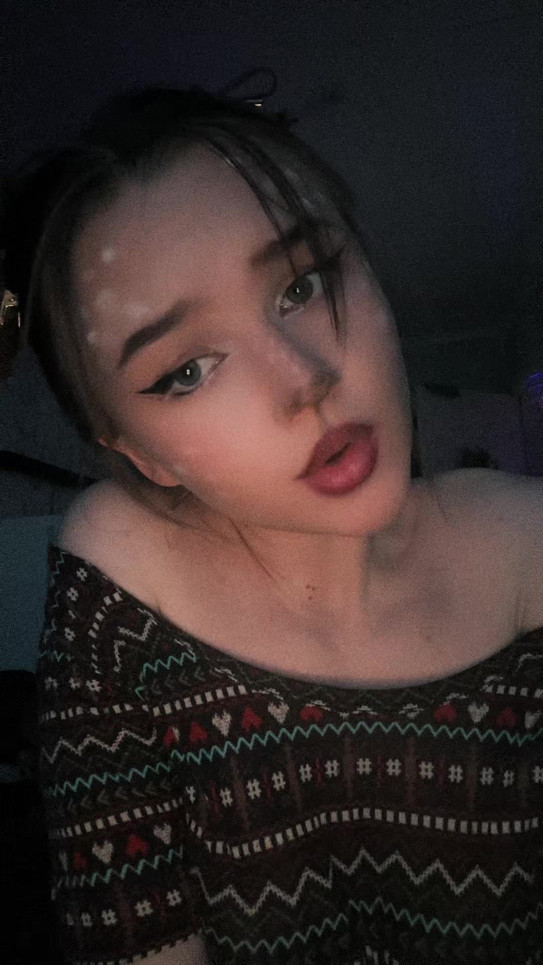 @_lisa23_