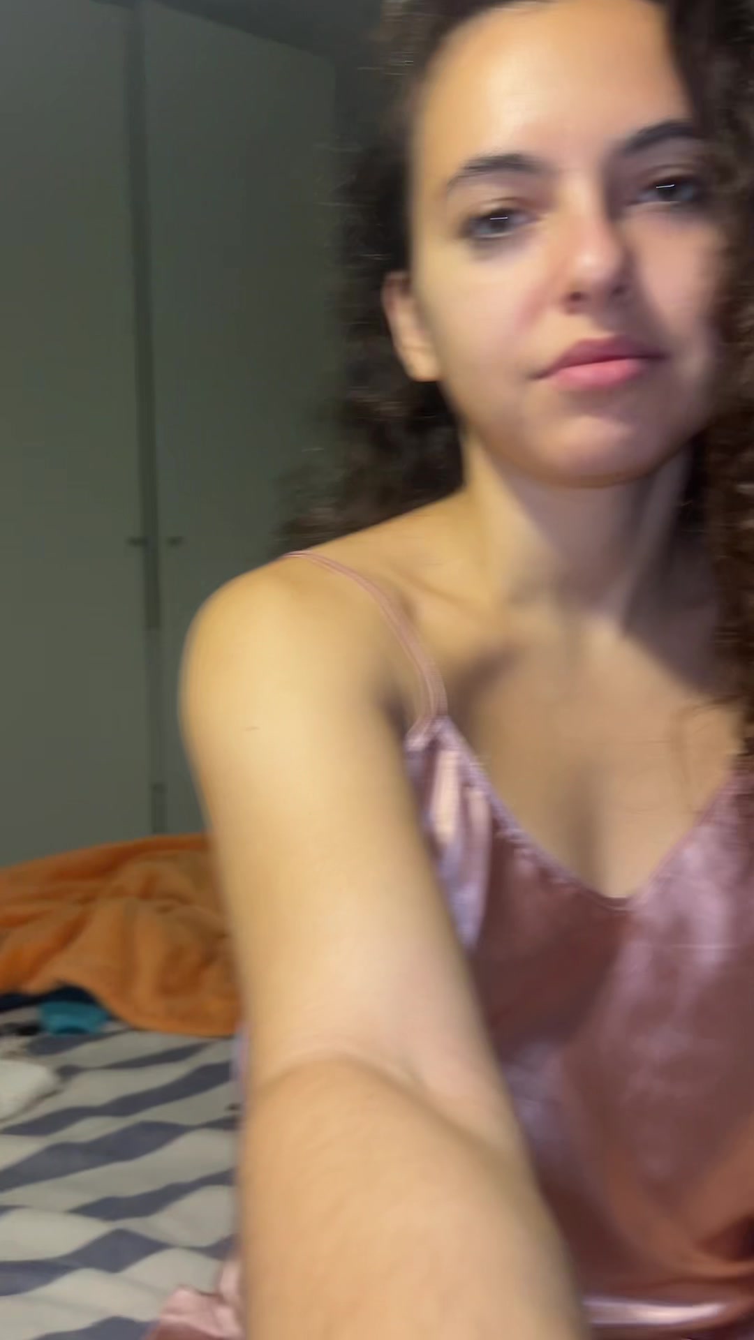 @vks