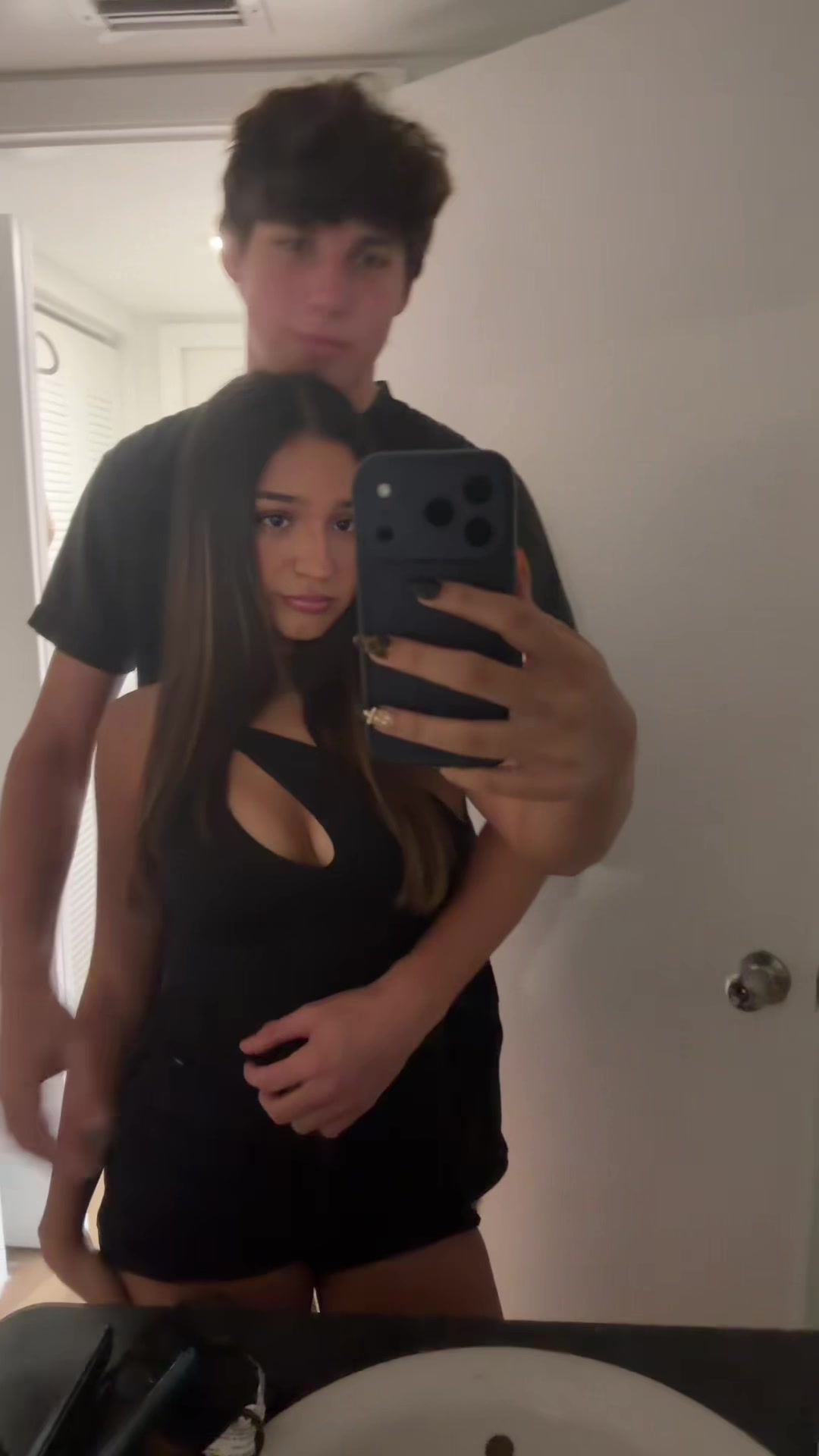 @celinaa