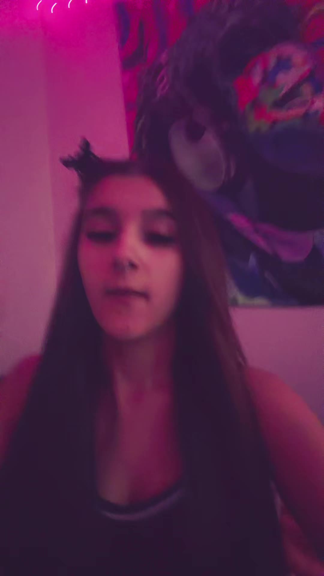 @👩🏽&zwj;❤️&zwj;💋&zwj;👨🏽