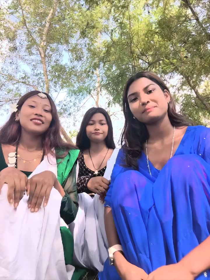 @𝐋𝐢𝐥𝐥𝐲 𝐃𝐨𝐍💜🕊️