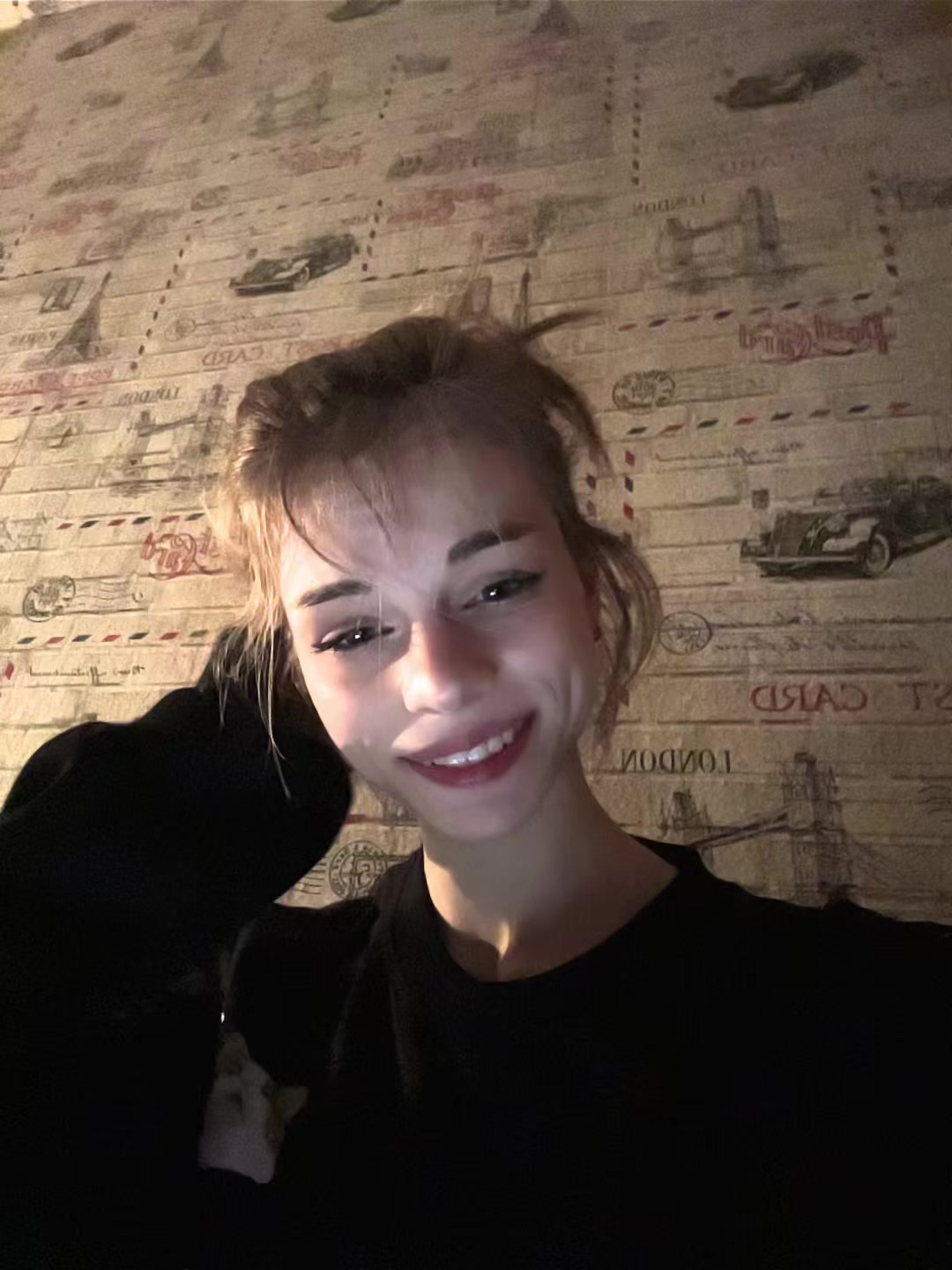 @Daria🌙