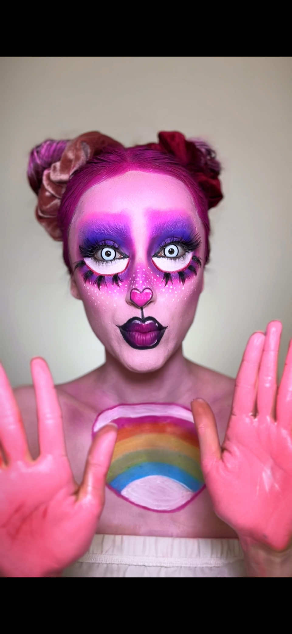 @ALEXLUVSMAKEUP 🫧
