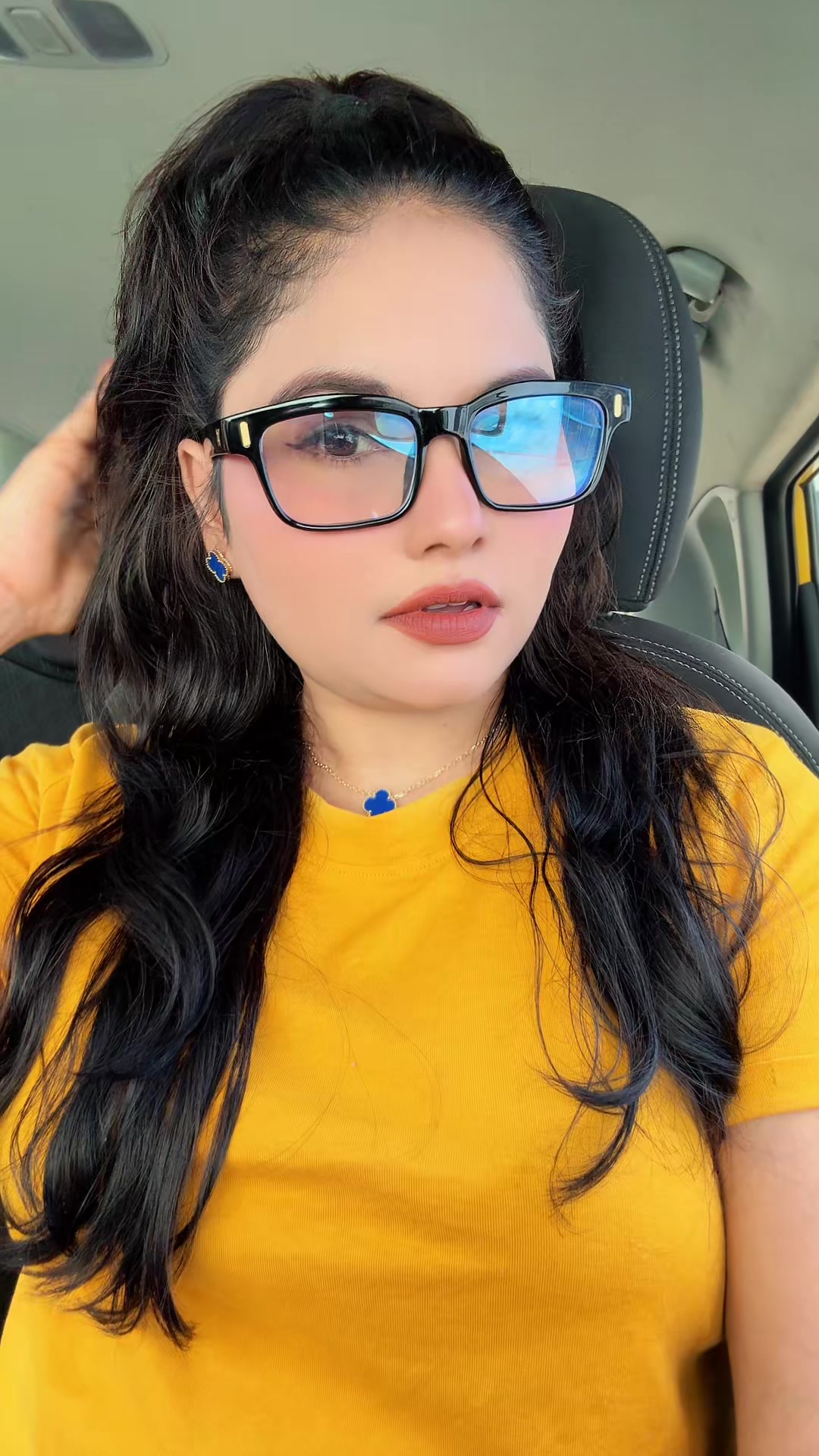 @SEXYNADIA123