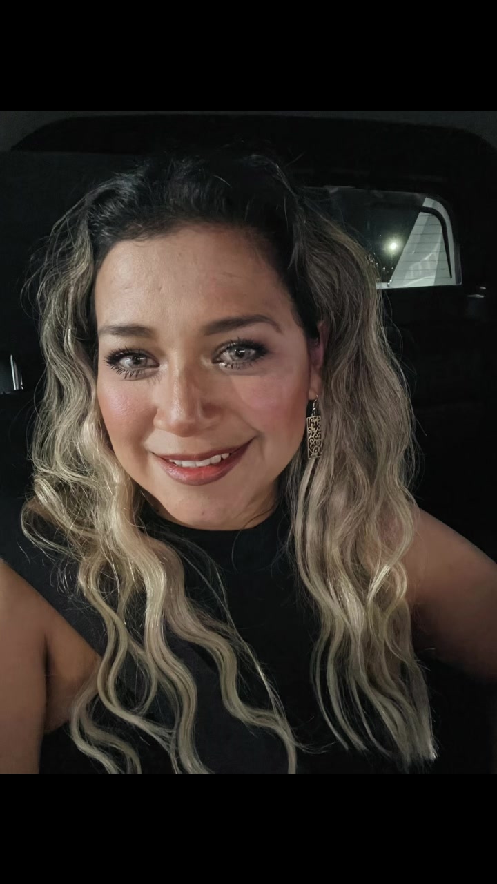 @Ana Muniz