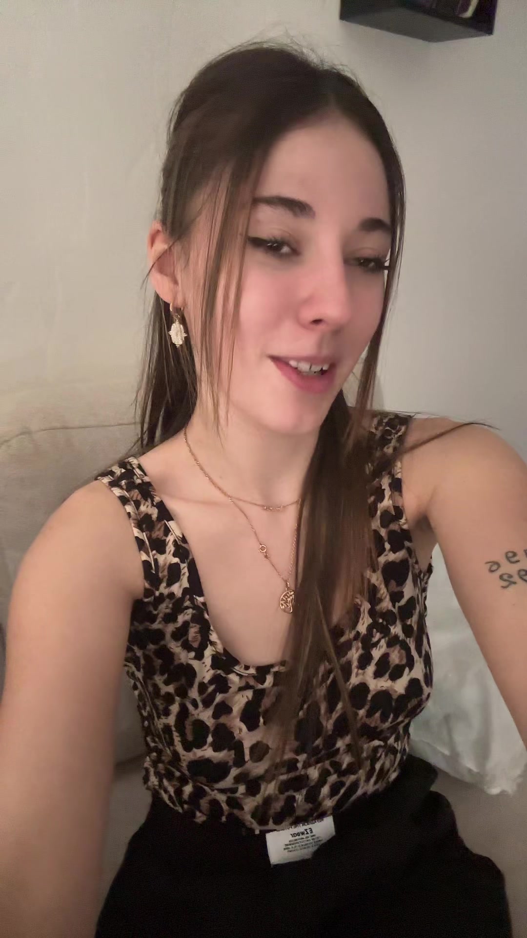 @𝒞𝒶𝓂𝒾𝓁𝓁𝑒 𖥟