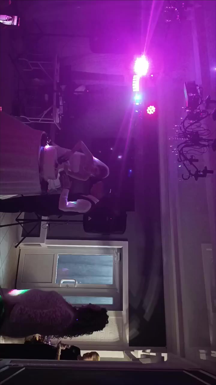 @DGK