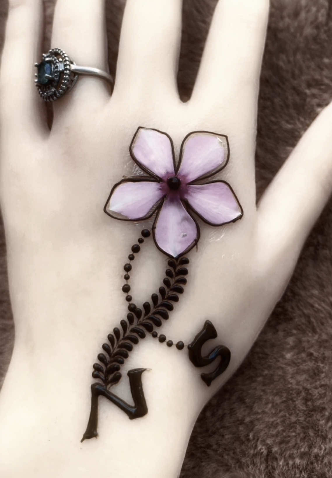 @🌸It’s_NAAZ🌸