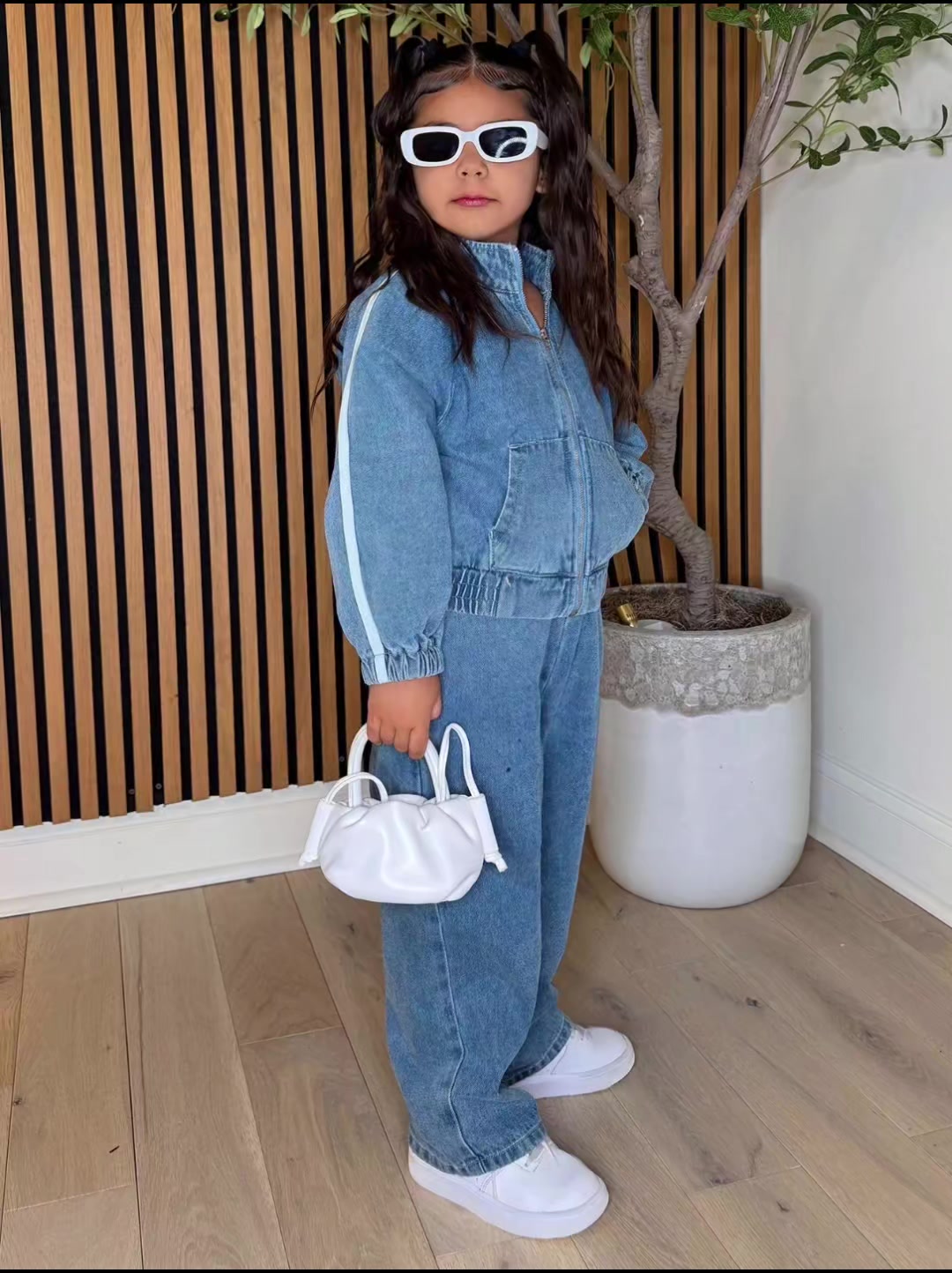 @Mipeque_closet