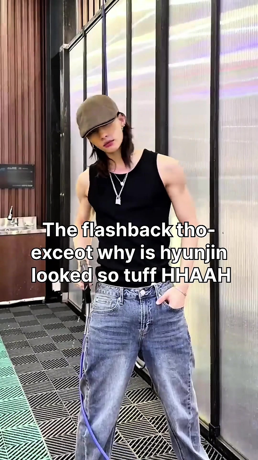 @leeknow&rsquo;s busin butt feet
