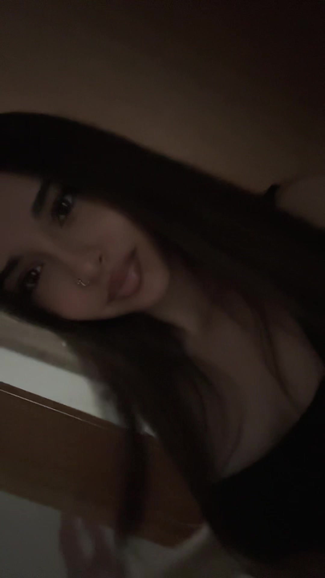 @⃟