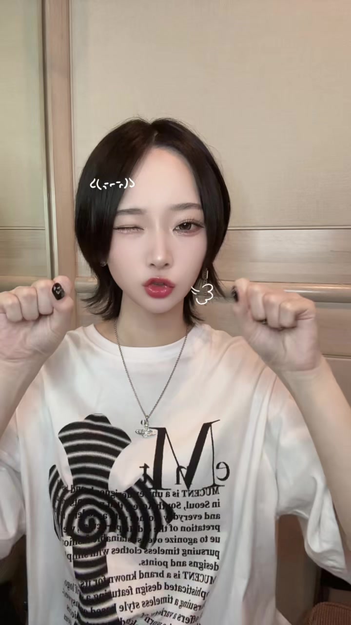 @こひな。
