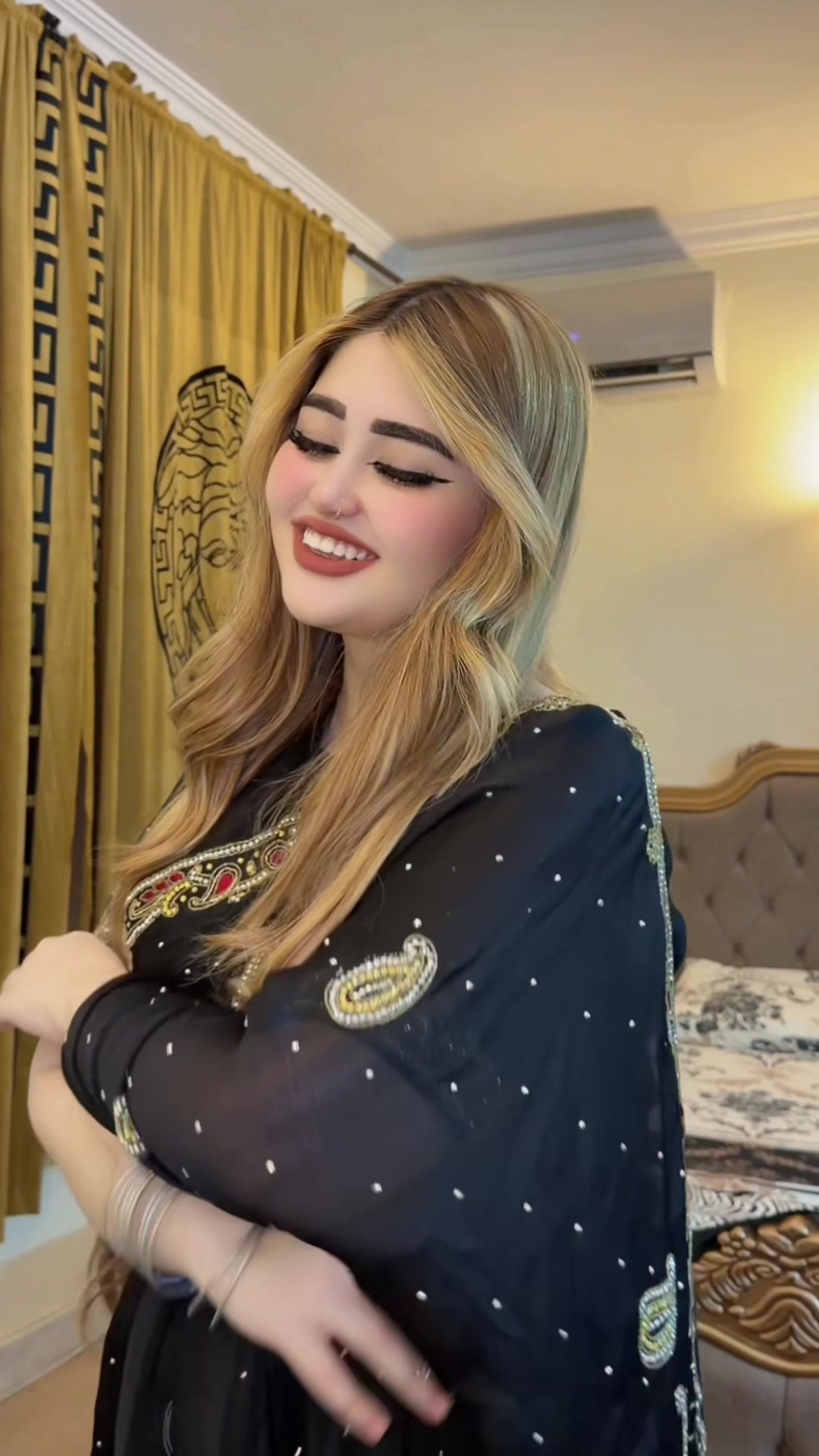 @𝐌𝐚𝐫𝐢𝐚𝐦