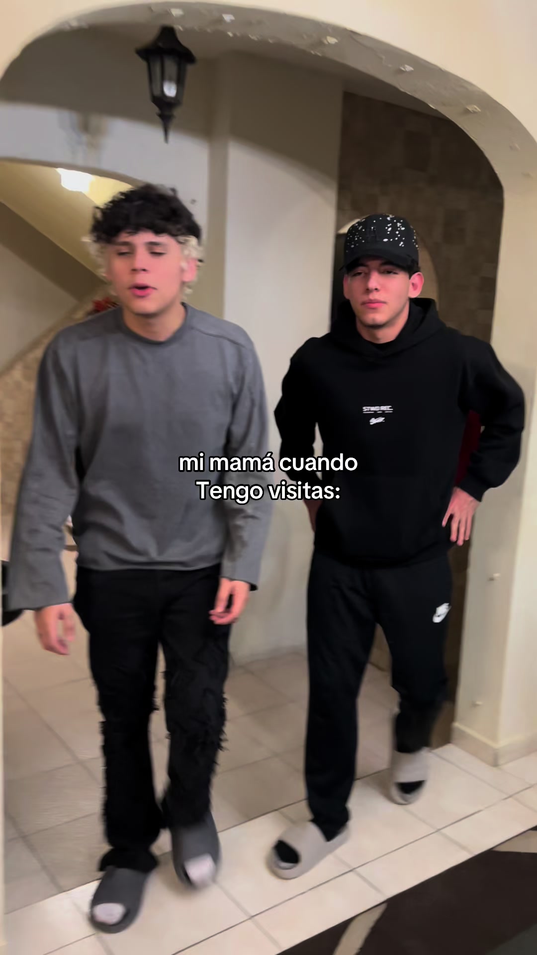 @Tuchi