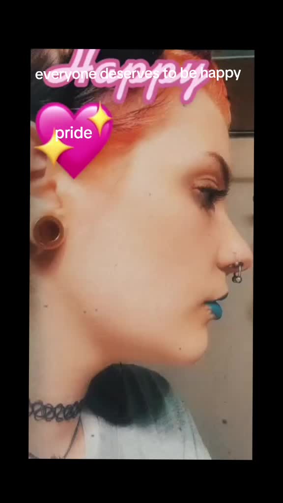 @Iminsanitylifeisthemadhouse🫀