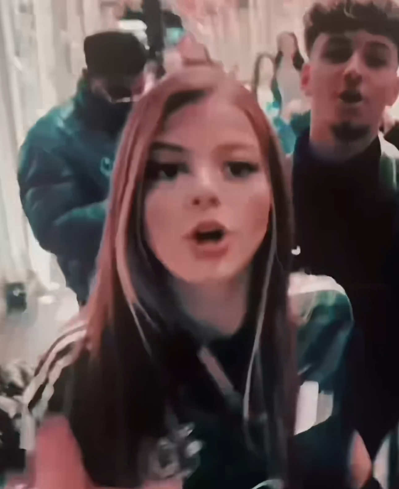 @𝐈𝐕𝐘 ❦