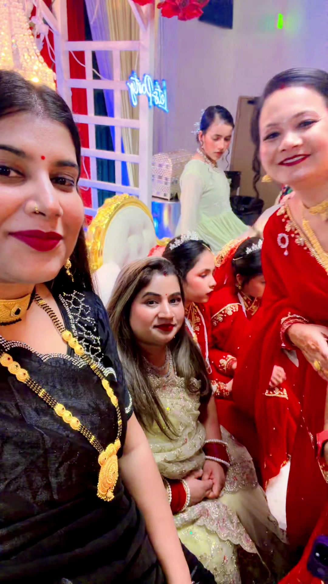 @dimpalupadhyay20❤️7 🇺🇲❤️🇳🇵