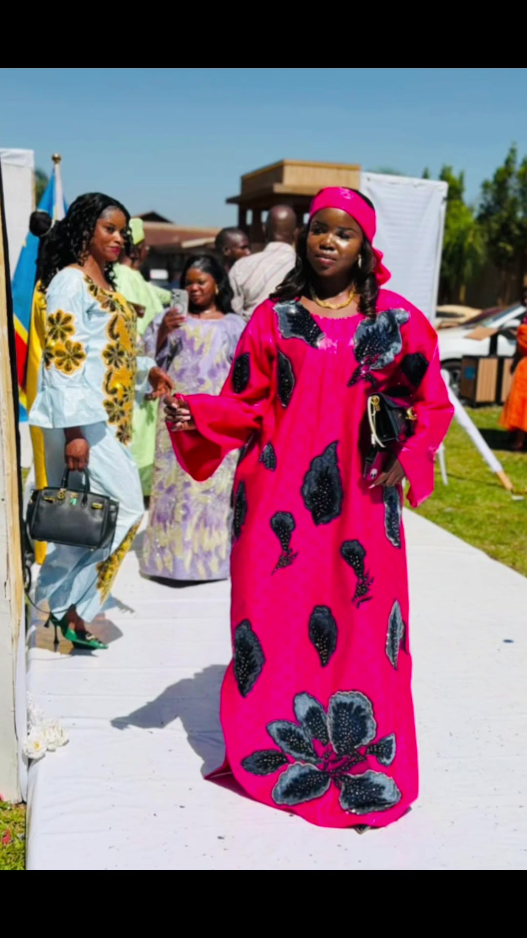 @Juliana Bahati Bonhe