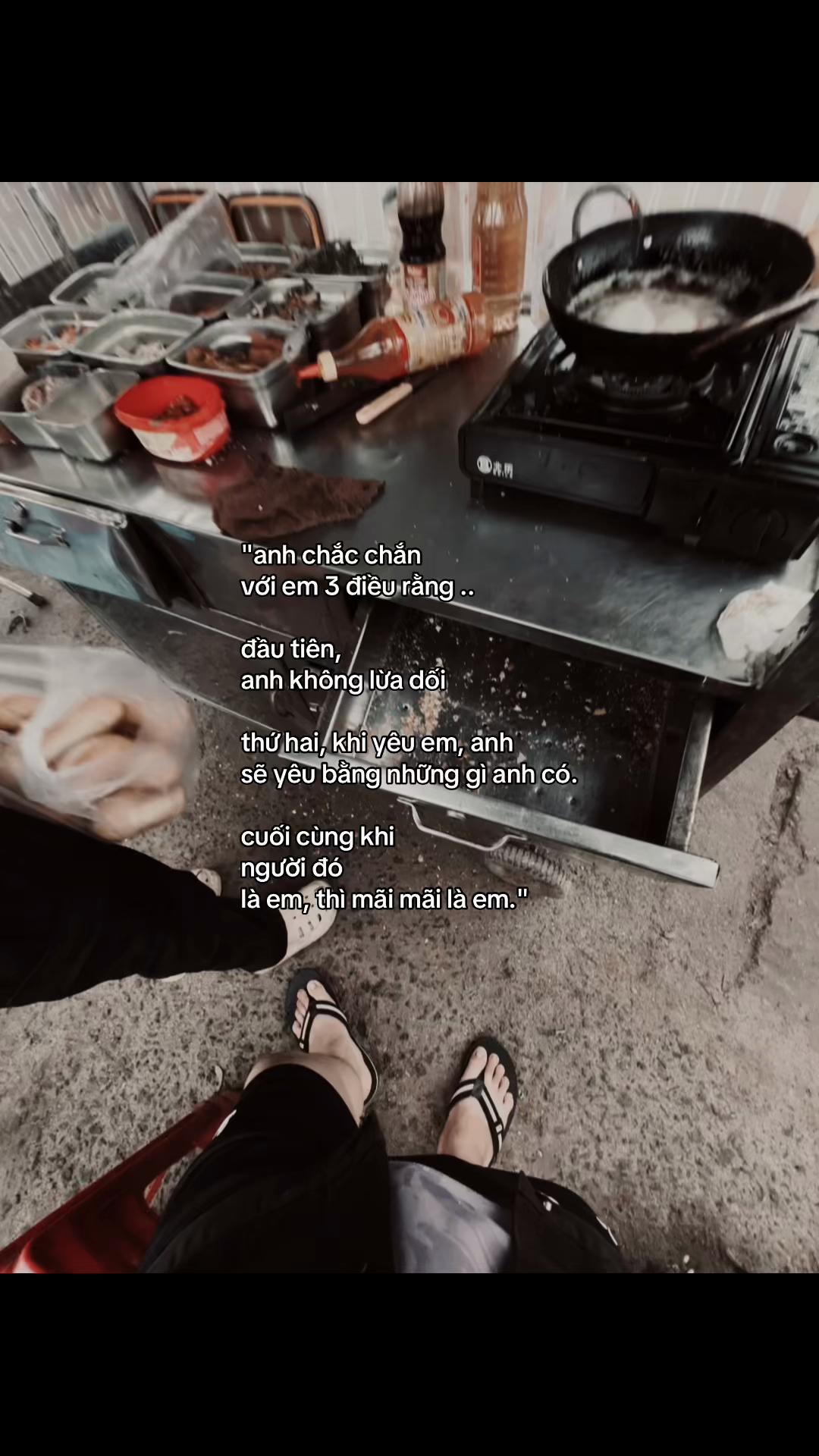 @๐๐ข๐ฏ๐จ๐๐ฉ๐ฐ๐ข