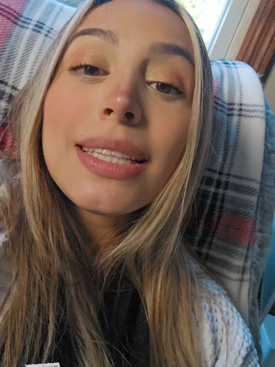 @D4Y4NNA