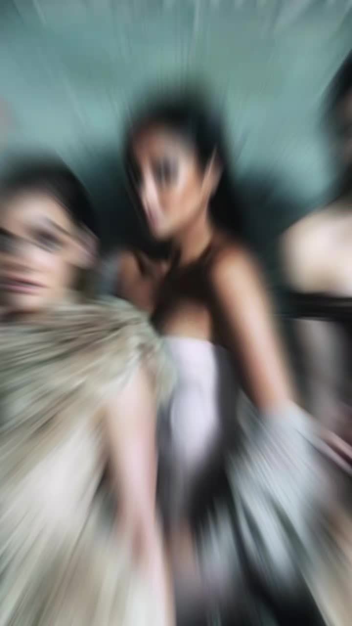 @AlexG