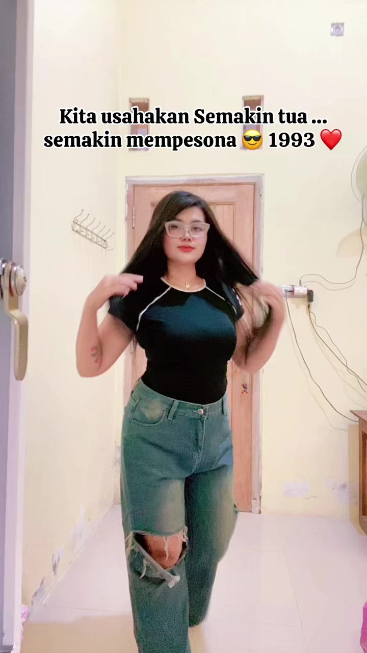 @𝐃𝐄𝐌𝐏𝐋𝐎𝐍𝐒⁶⁹🍑