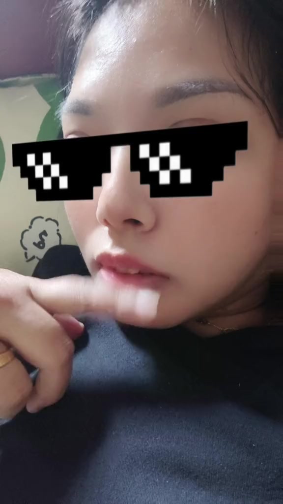 @๐ฌ๐๐๐๐๐๐_s