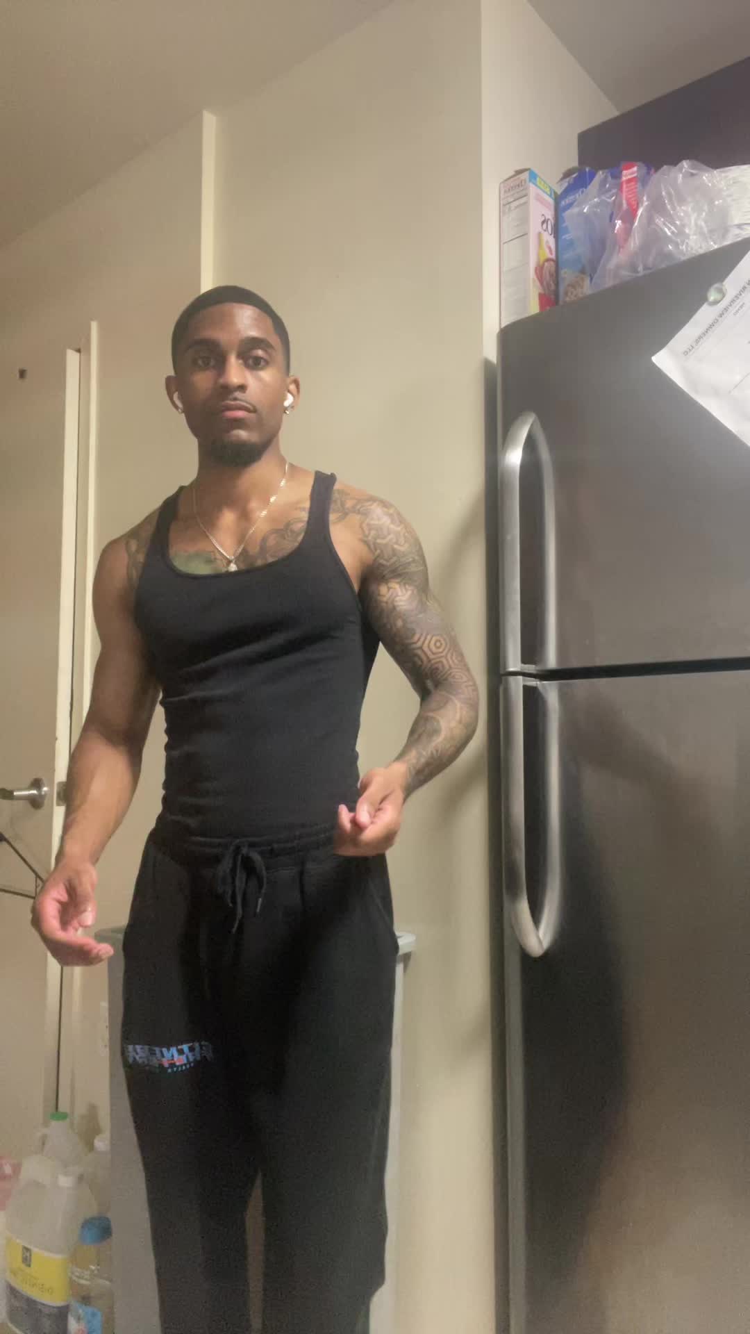 @Trel_levelup ☔️🏝️