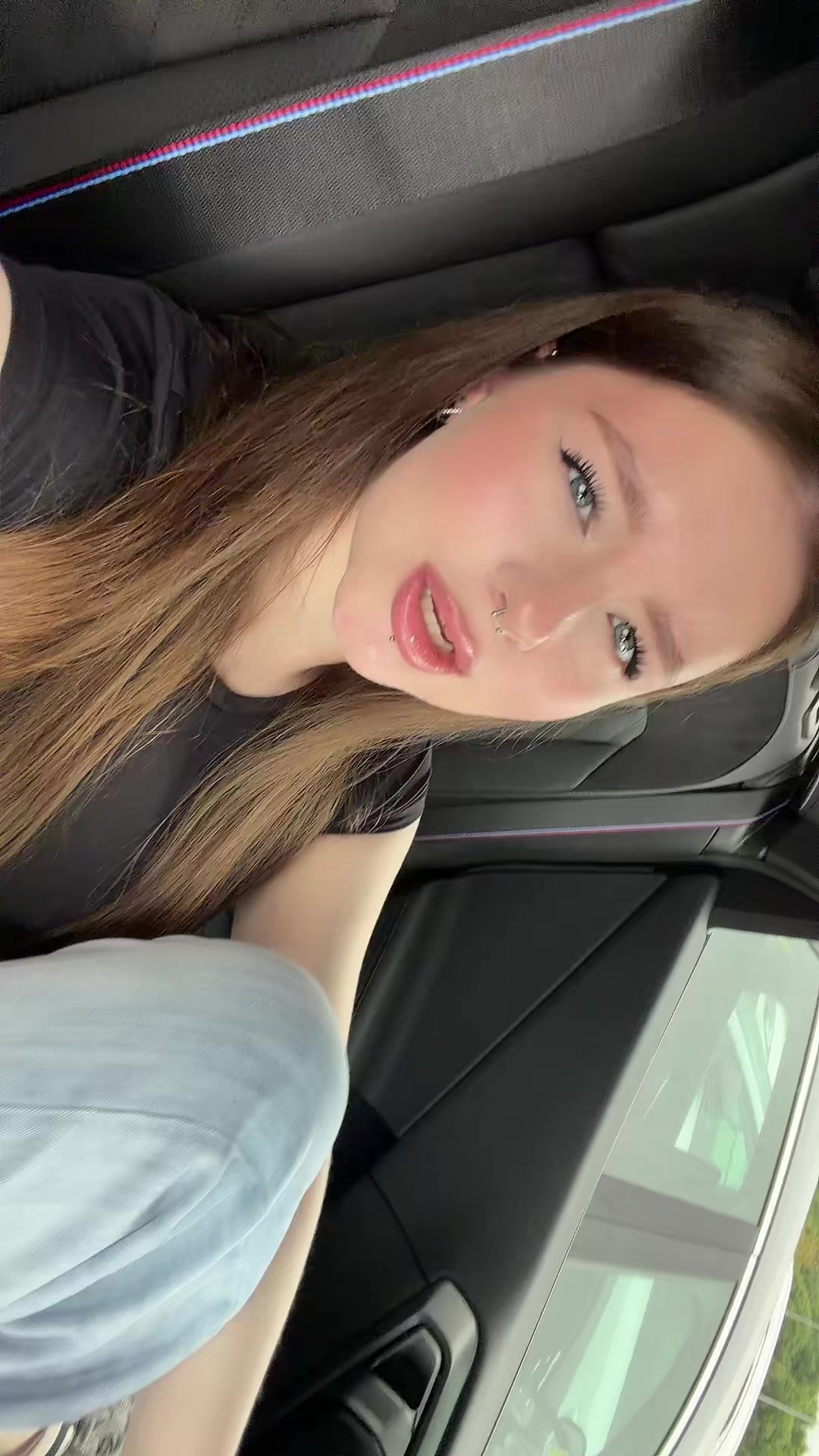 @Лерок🍒