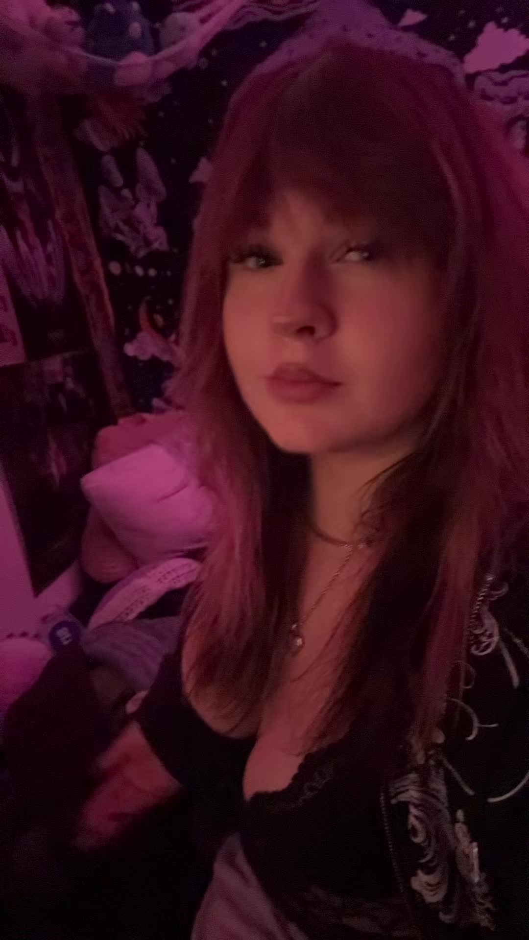 @Ari🪽