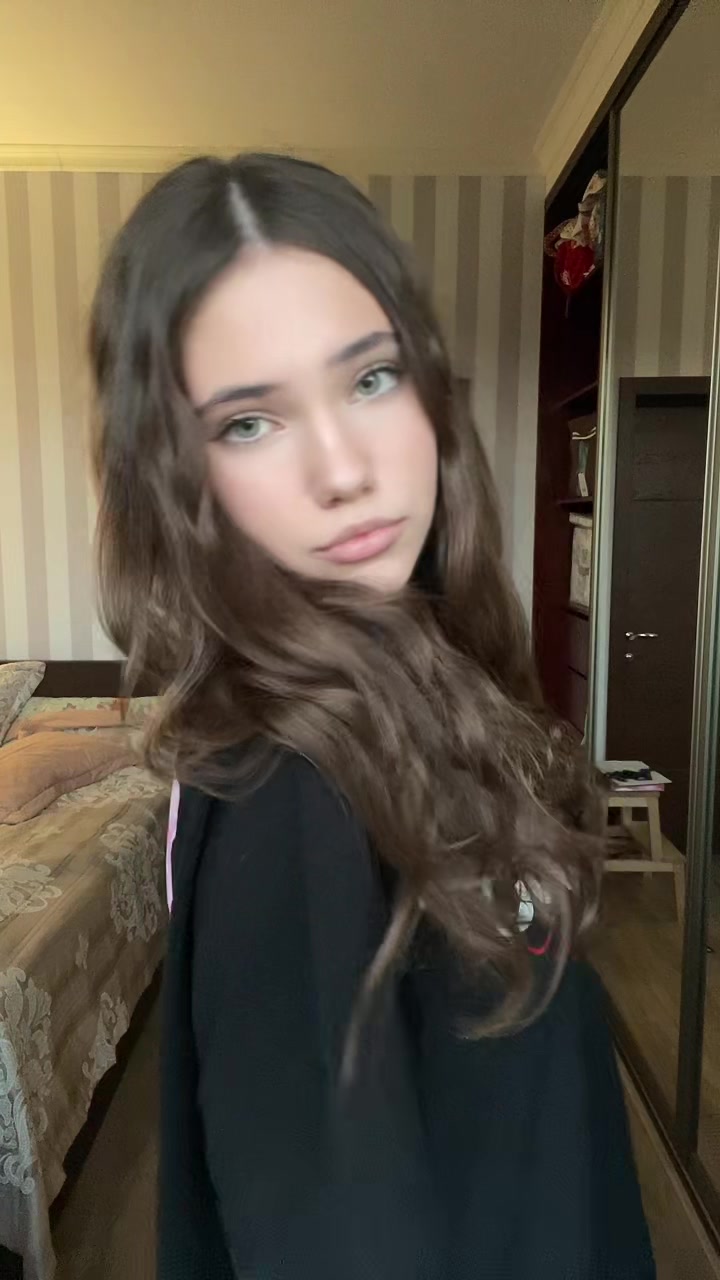 @сашенька🪽