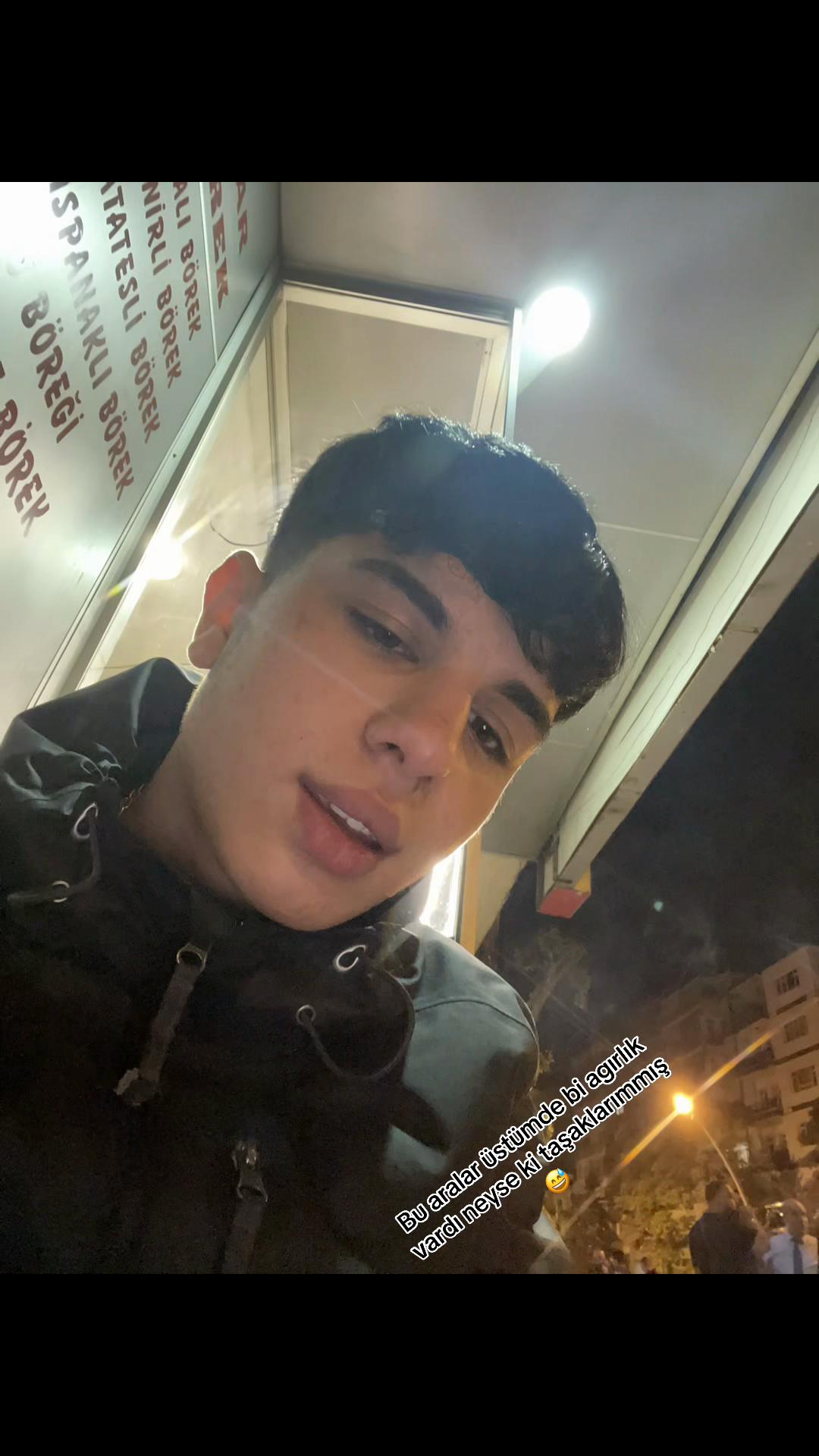 @𝚉𝘢𝓏𝖺