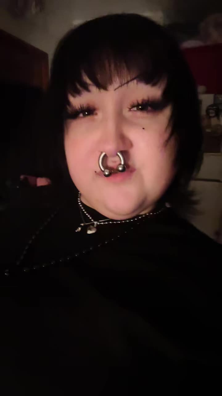 @Reyn🦇