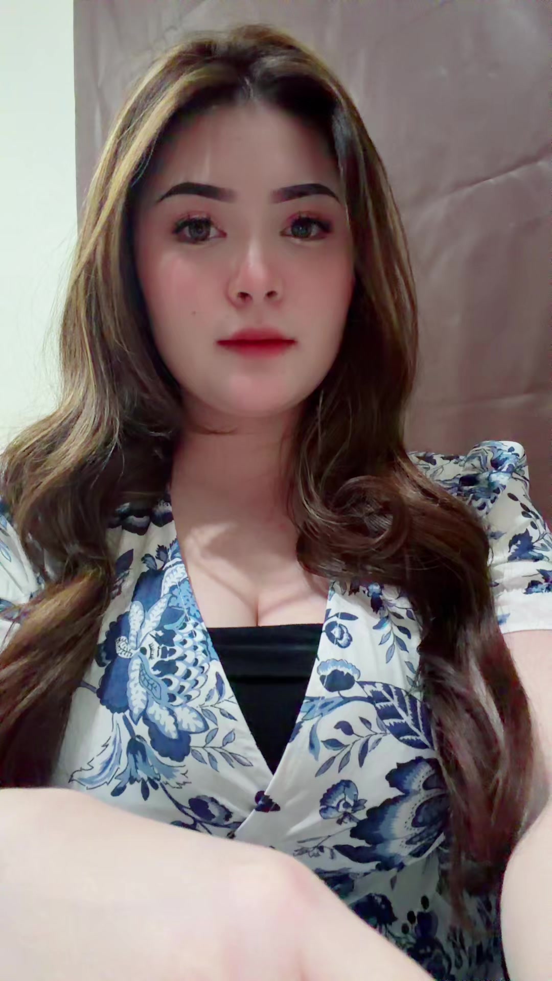 @Rieneskedua