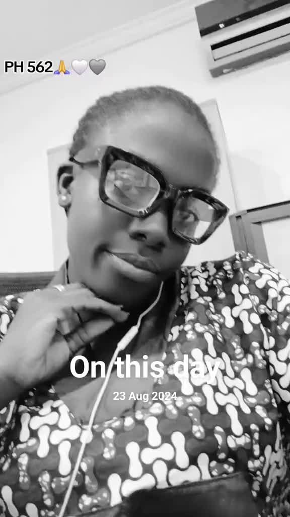 @Nana Yaa Papabi