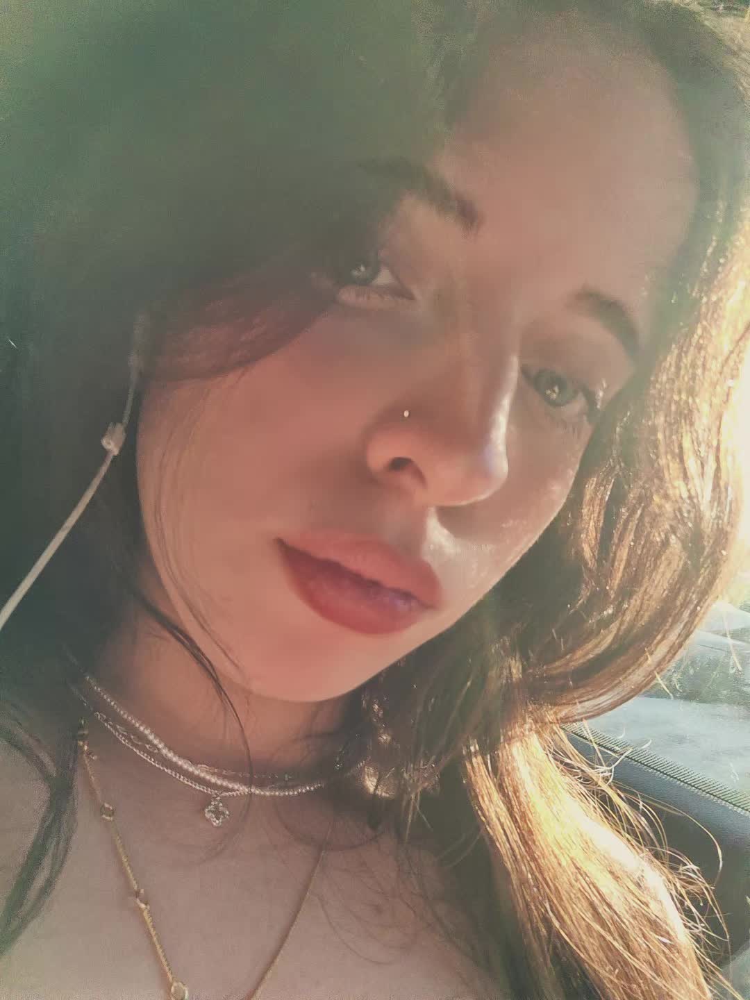 @Sydnie