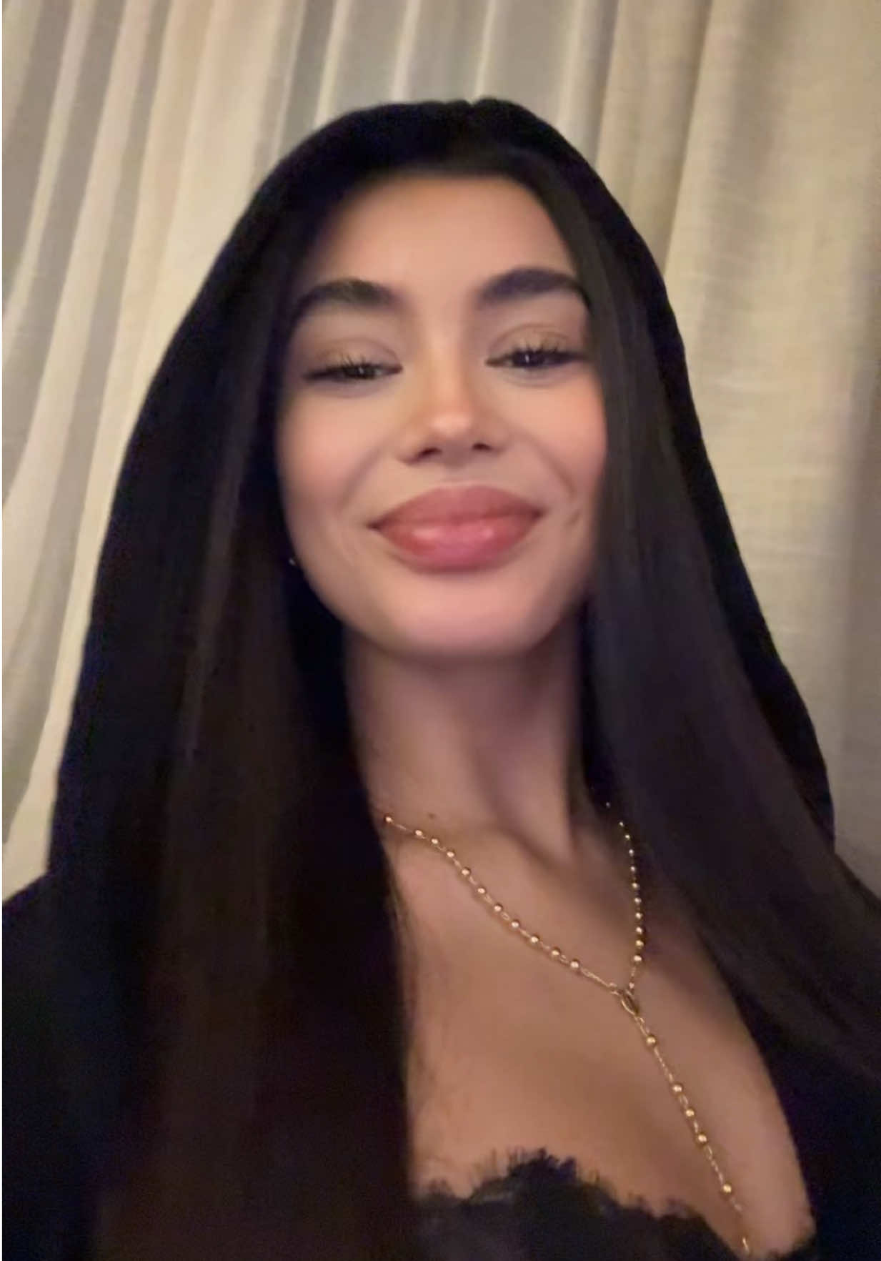@Robyyn