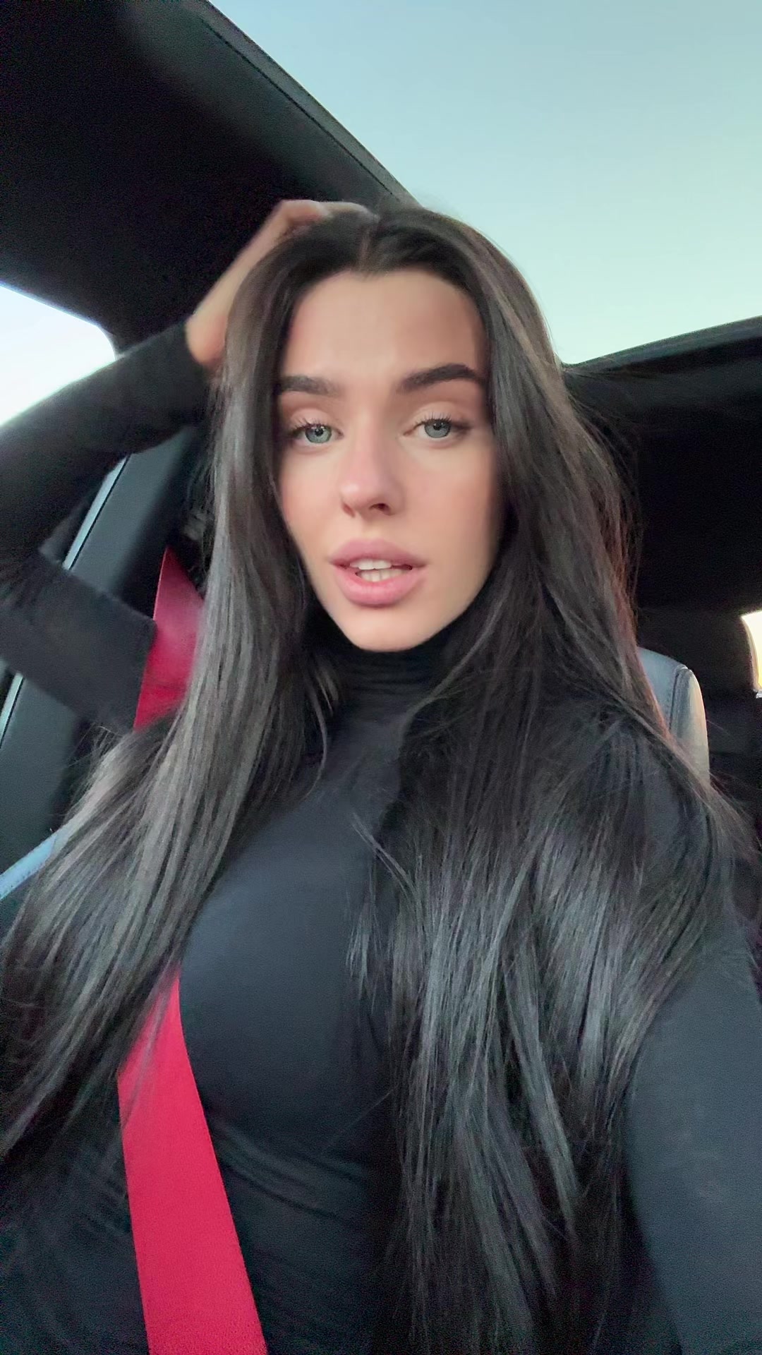 @Мелания 🧝🏼♀️
