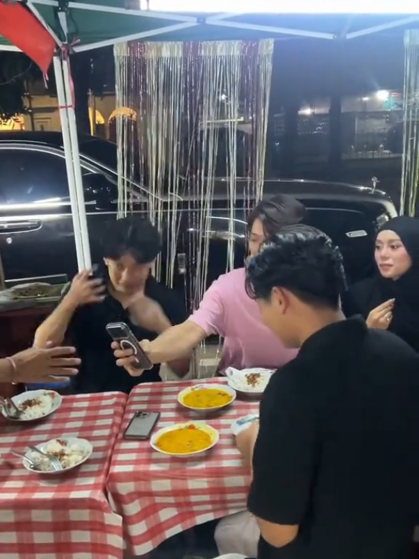 @Bunda Santy (leslarlovers)