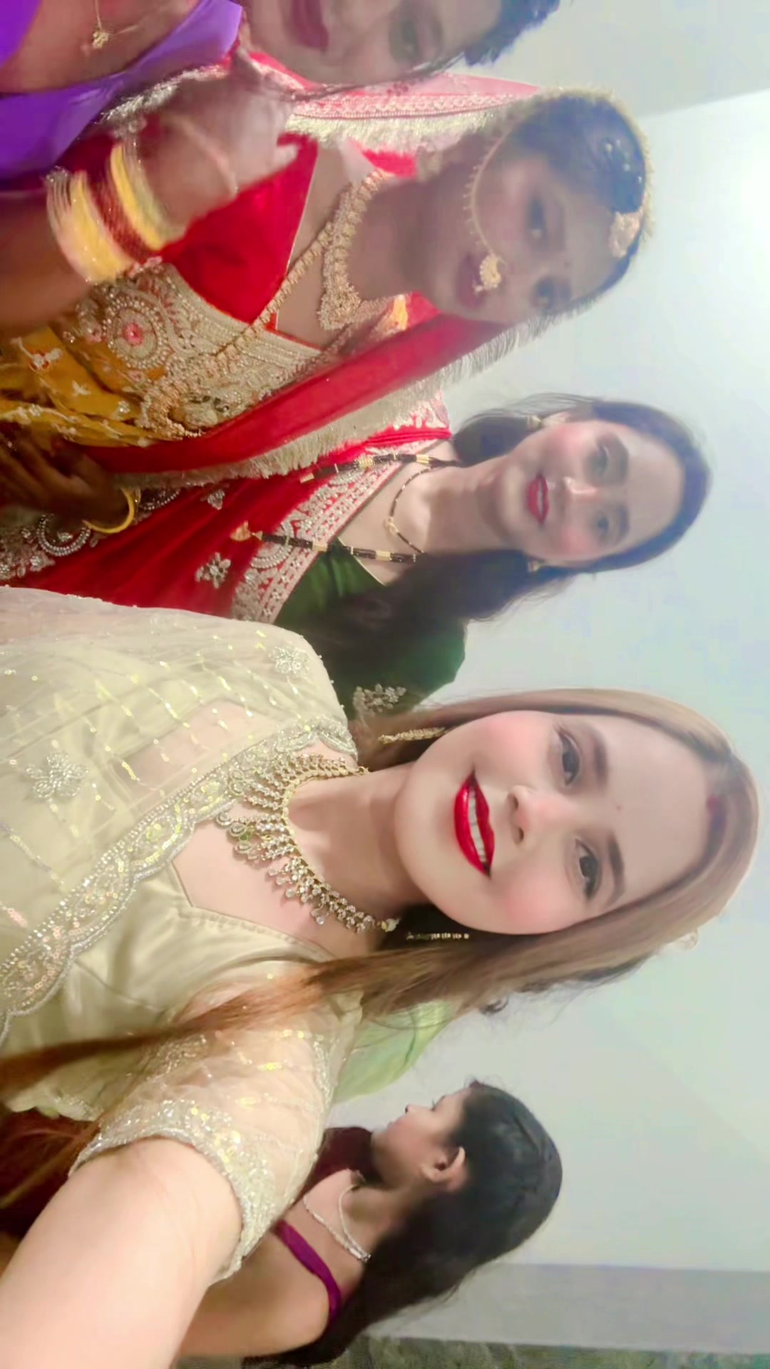 @Amrita Bhagat🇬🇧🇬🇧🇬🇧
