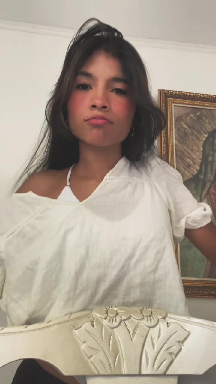 @🦦
