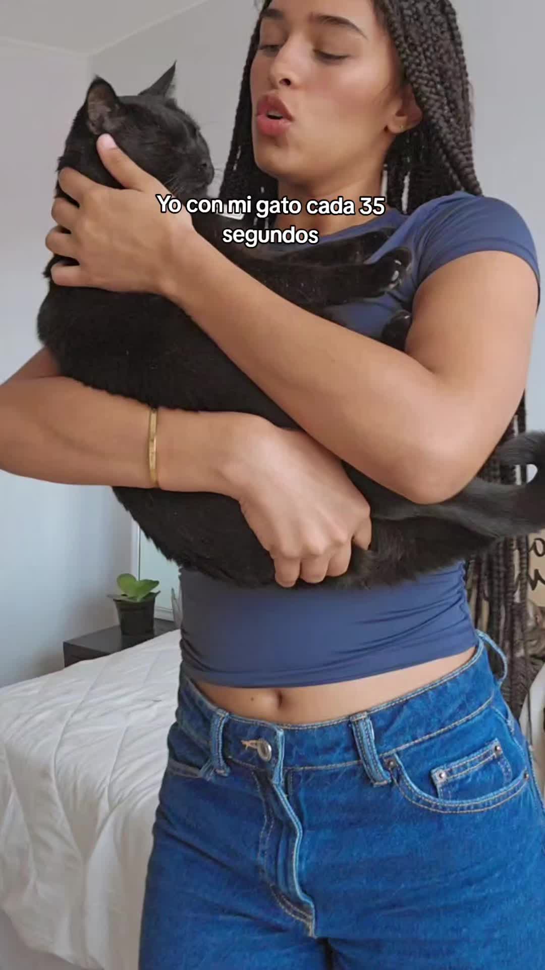 @Cubanmami🇨🇺
