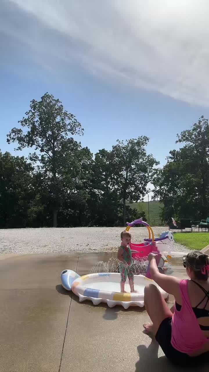 @Amanda | Mom of 3⚡️