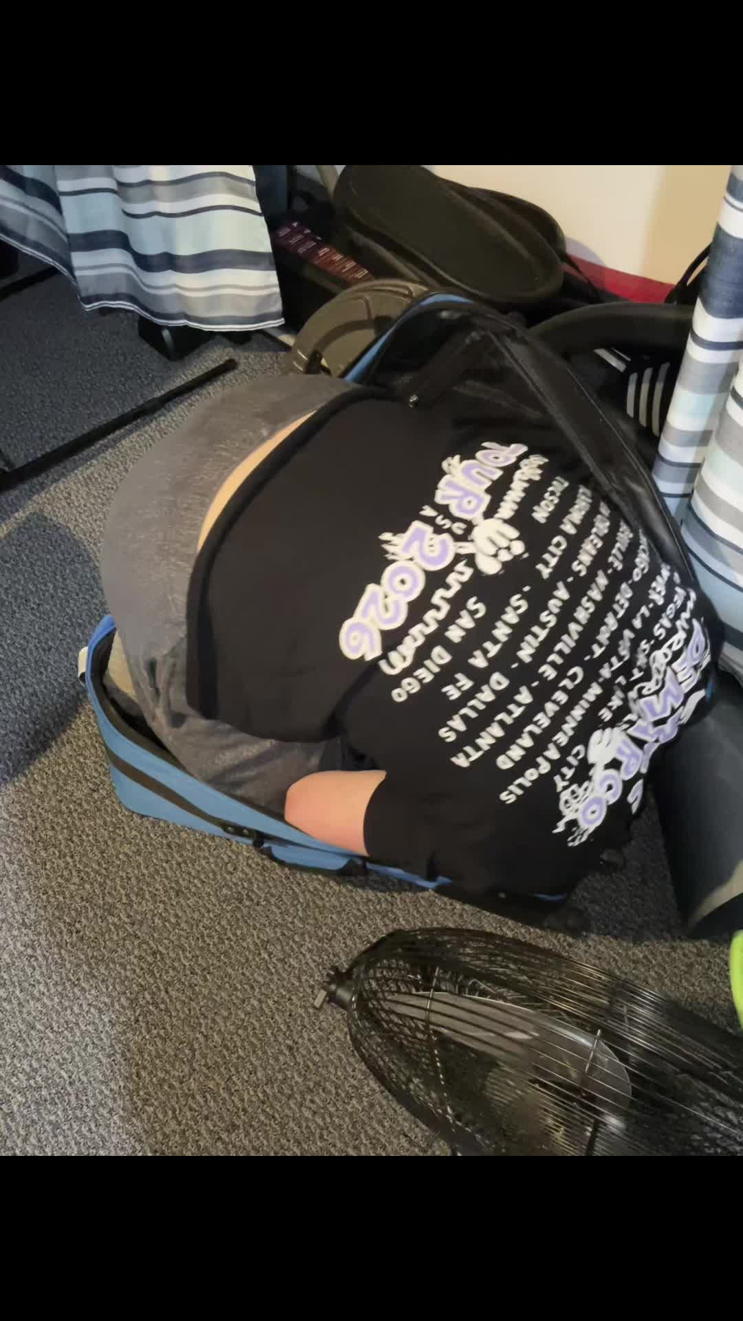 @(stella) not underboob
